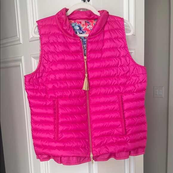 Lilly Pulitzer Vibrant Pink Puffer Vest size Large - Picture 1 of 5